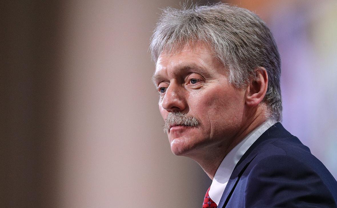 Песков рассказал о нецелесообразности встречи Путина с Зеленским