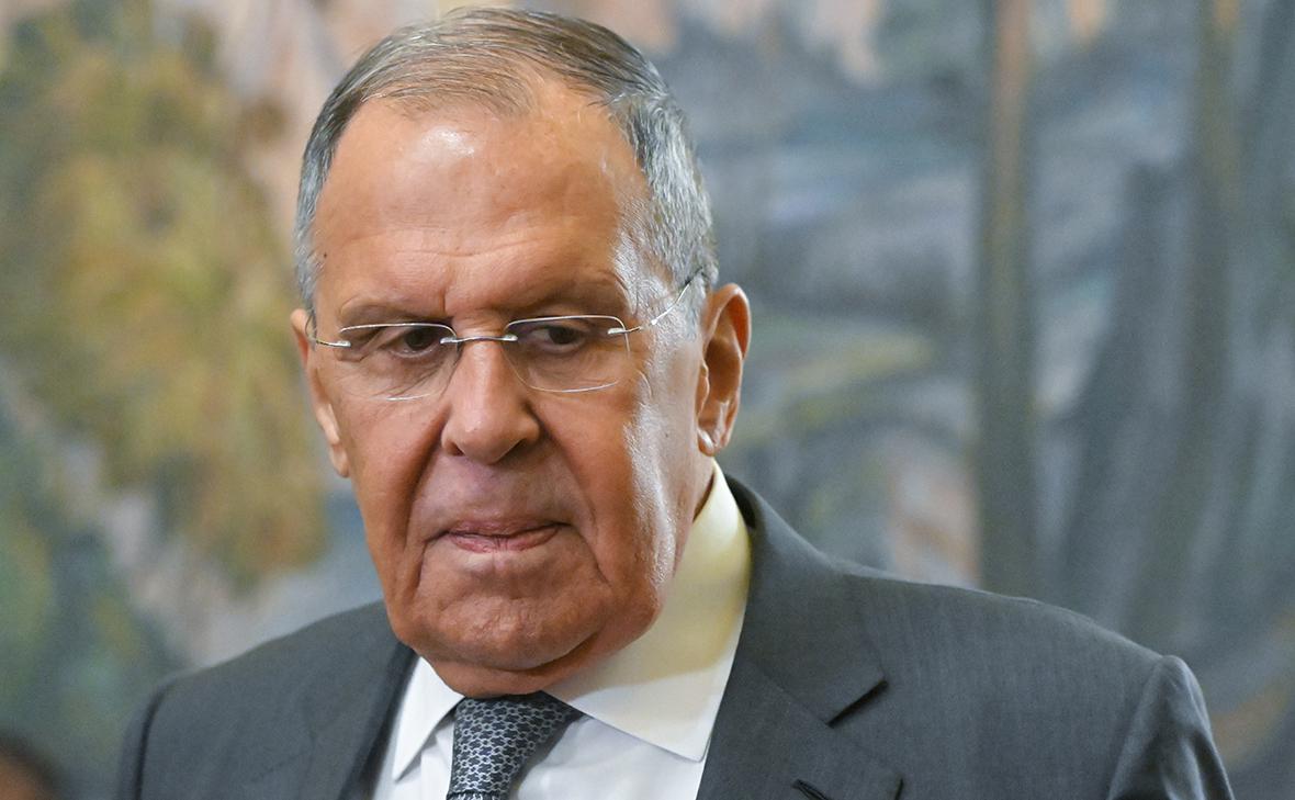 Лавров заявил об избавлении от считавших спецоперацию «чужой войной»
