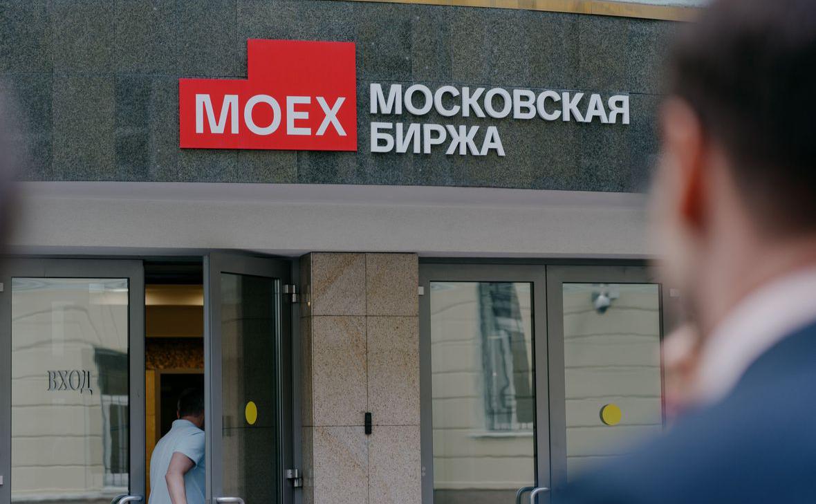 Мосбиржа сообщила о запуске индексов обмена наличной валюты