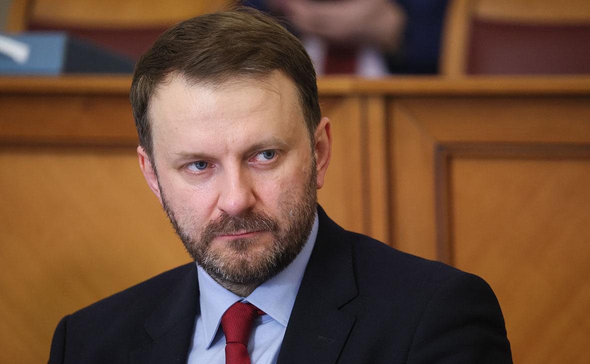 Орешкин заявил о сохранении роста зарплат в России