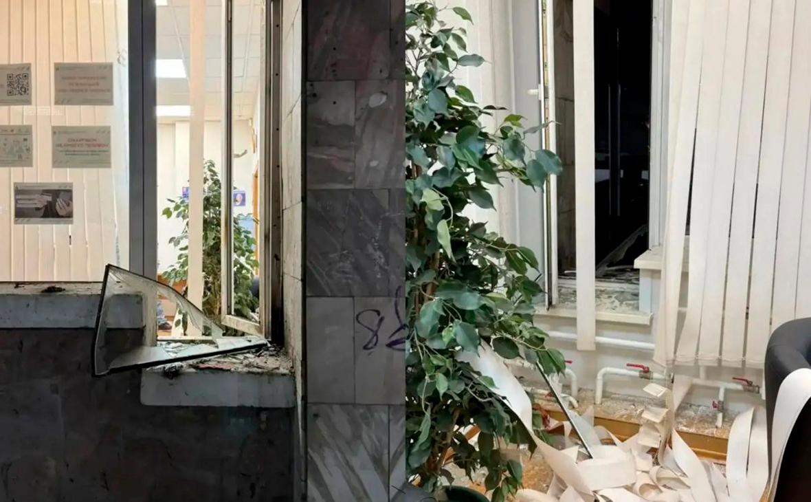 Неизвестные напали на офис «Единой России» в Новосибирске