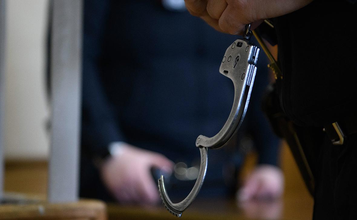 Жителя ЛНР приговорили к 18 годам колонии за шпионаж и госизмену
