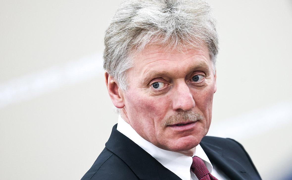 Песков заявил о готовности Путина ответить на звонки Макрона и Мерца