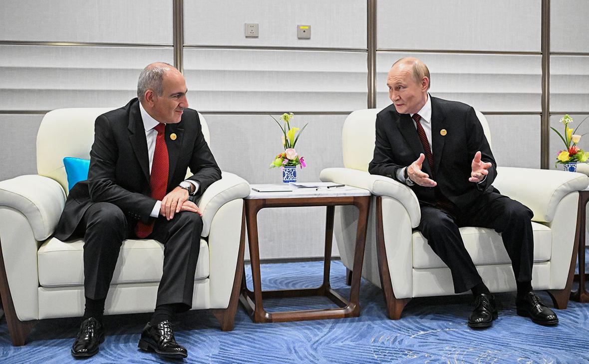 Кремль отметил важность каждого контакта Путина и Пашиняна