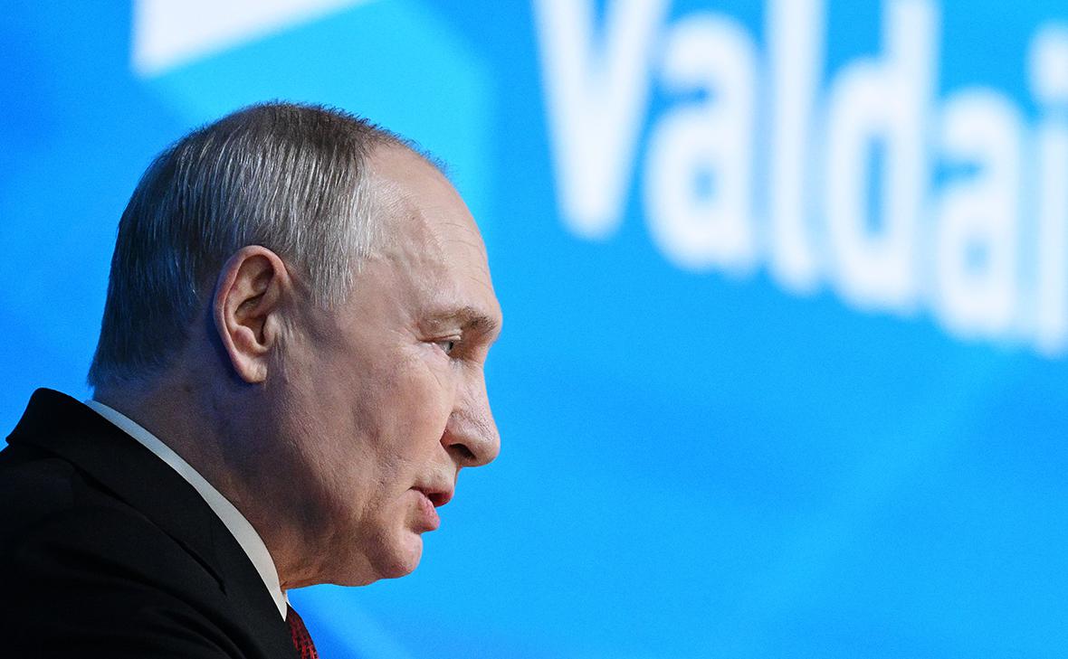 Путин заявил, что Россия «никого не пугает» по Калининграду