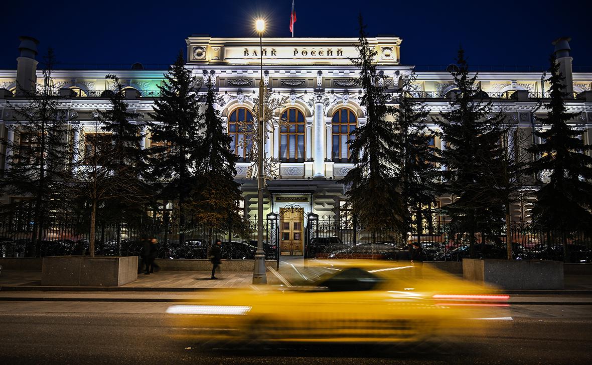 ЦБ впервые раскрыл данные о продажах акций по спецразрешениям властей