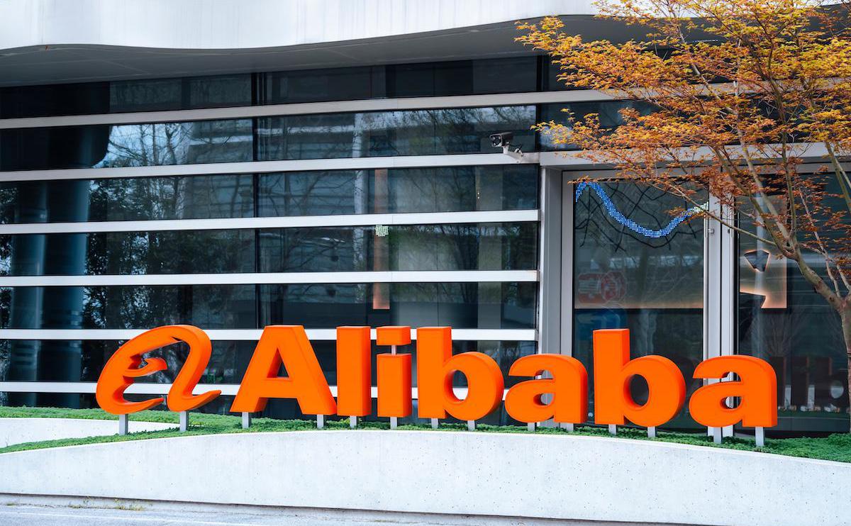 Alibaba провела крупнейшее SPO в истории Гонконгской биржи