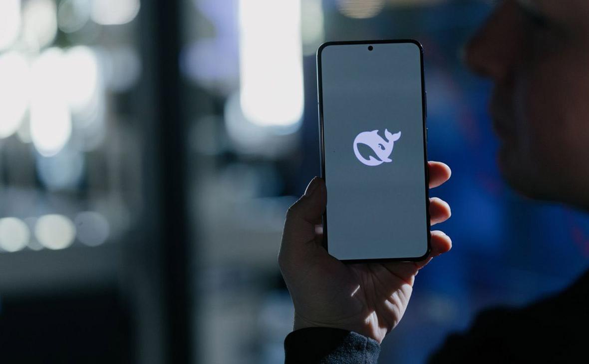 Власти США обязали гражданские ведомства удалить DeepSeek из своих систем