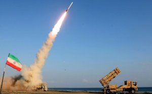 Bloomberg узнал, что США не смогли уничтожить ракетные производства Ирана