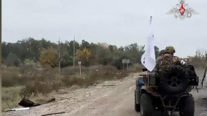 Минобороны показало кадры разминирования дорог в районе Алешек