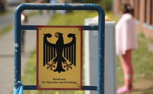 Германия опустилась на четвертое место в ЕС по числу заявлений на убежище