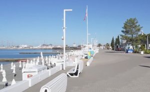 В Сочи временно закрыли часть пляжей после атаки ВСУ