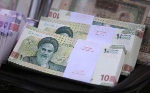 Курс иранского риала обновил минимум на фоне экономического давления США