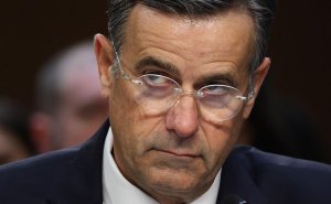 Ригу покинул борт ВВС США, который связывали с главой ЦРУ