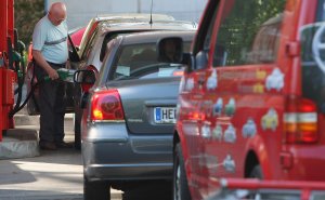 Власти Германии планируют ввести потолок цен на топливо