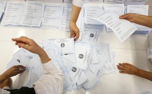 В Казахстане завершилось голосование на выборах в новый формат парламента