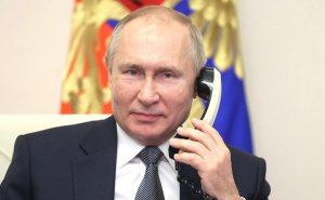 Песков подтвердил телефонный разговор Путина со Стуббом и Стёре