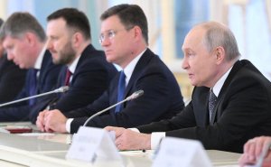 Путин попросил премьера Госсовета КНР передать привет Си Цзиньпину