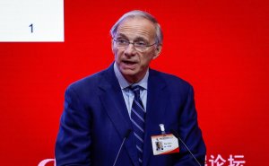 Далио предупредил о риске падения спроса на гособлигации США