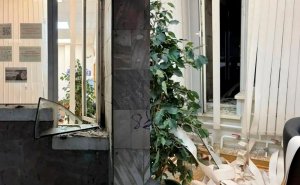 Неизвестные напали на офис «Единой России» в Новосибирске