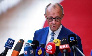 Мерц оценил предложение о передачи США части активов России