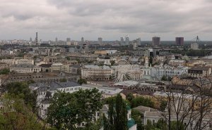 Песков ответил на отказ посольств ряда стран уезжать из Киева