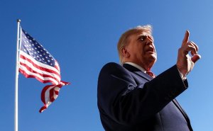 Трамп предложил Украине выставить на переговоры не Зеленского