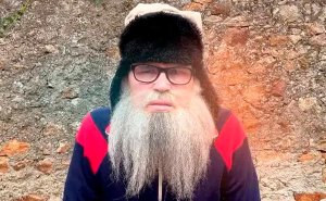 Блогера-иноагента «Деда Архимеда» объявили в розыск