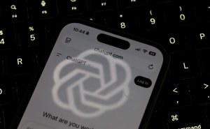 ChatGPT сможет отвечать на сообщения на устройствах Apple