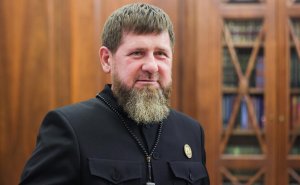 Рамзан Кадыров получил знак «Почетный железнодорожник»