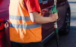 Цены на бензин за июль выросли на 6,5% в 36 регионах России