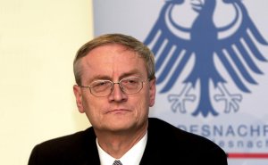Spiegel раскрыл, на какую страну работал экс-глава разведки ФРГ до ареста