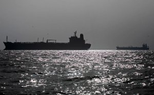 Турция предложила развести маршруты судов России и Украины в Черном море