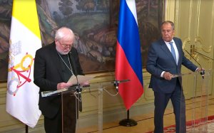 Пресс-конференция Лаврова и главы МИД Ватикана. Прямая трансляция