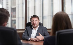 Хотимский призвал расследовать каждый дефолт на рынке облигаций