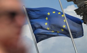 ЕС на год продлил индивидуальные санкции против россиян