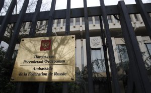 Посольство России обвинило Францию в «разбое и пиратстве»