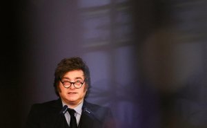 Аргентина прекратила уголовное дело в отношении президента Милея