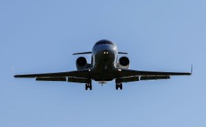 Минтранс дал иностранным авиакомпаниям разъяснения после угроз Киева
