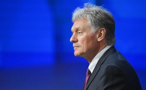 Песков заявил о продолжении работы по обмену заключенными с США