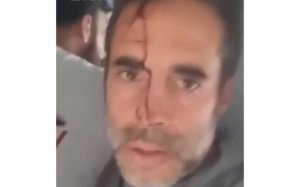 Пассажир Flydubai записал видеообращение cо словами «Нам нужна помощь»