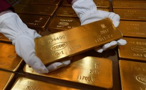 Минфин более чем в 2,5 раза сократит покупки валюты и золота