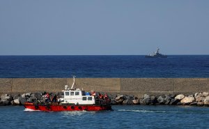 У Северного Кипа обнаружили объект, который может быть затонувшим паромом
