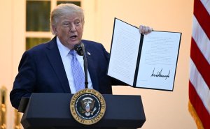 The Hill сообщил, что Трамп подпишет закон об «адских санкциях» сегодня