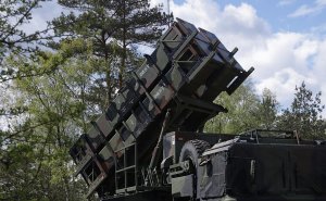 Зеленский заявил, что Украина получила немного ракет Patriot